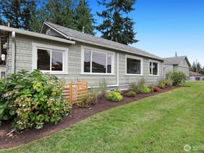 16003 15th Avenue SW, Burien WA 98166