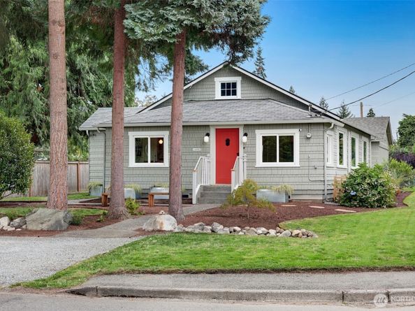 16003 15th Avenue SW, Burien WA 98166