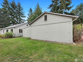 16003 15th Avenue SW, Burien WA 98166