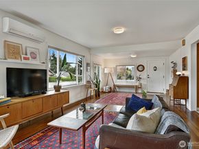 16003 15th Avenue SW, Burien WA 98166