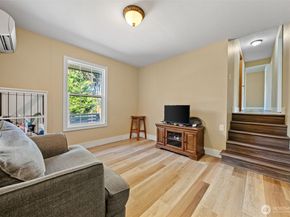 13958 51st Avenue S, Tukwila WA 98168