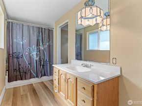 13958 51st Avenue S, Tukwila WA 98168