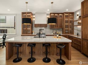 2029 42nd Avenue E, Seattle WA 98112