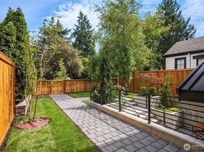 2029 42nd Avenue E, Seattle WA 98112