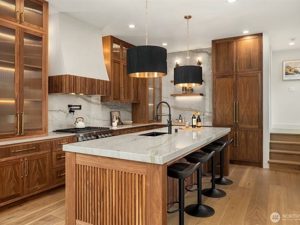 2029 42nd Avenue E, Seattle WA 98112