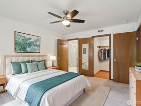 11620 100th Avenue NE C212, Kirkland WA 98034
