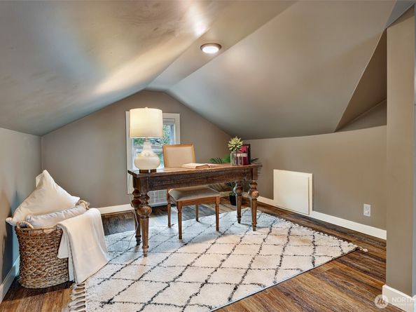 329 NW 80th Street, Seattle WA 98117