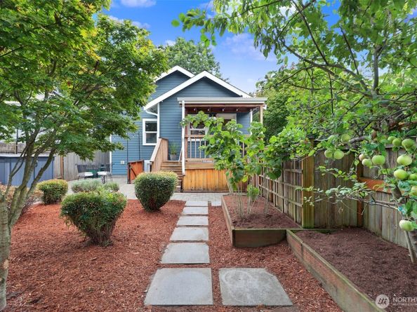 329 NW 80th Street, Seattle WA 98117