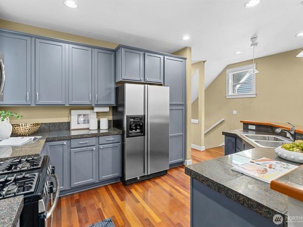 445 26th Avenue E, Seattle WA 98112