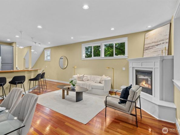445 26th Avenue E, Seattle WA 98112