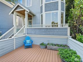 445 26th Avenue E, Seattle WA 98112