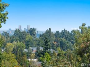 445 26th Avenue E, Seattle WA 98112