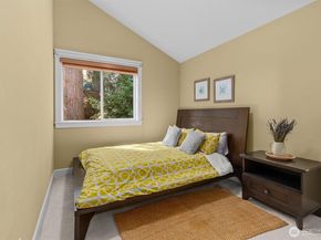 445 26th Avenue E, Seattle WA 98112