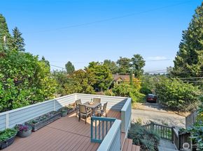 445 26th Avenue E, Seattle WA 98112