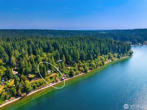 9549 Olympus Beach Road NE, Bainbridge Island WA 98110