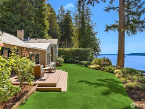9549 Olympus Beach Road NE, Bainbridge Island WA 98110
