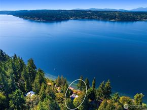 9549 Olympus Beach Road NE, Bainbridge Island WA 98110