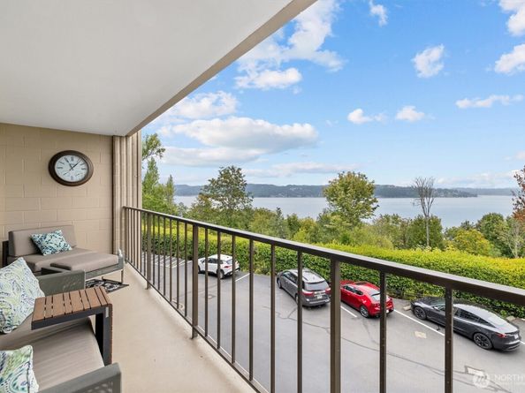 8005 Sand Point Way NE A31, Seattle WA 98115