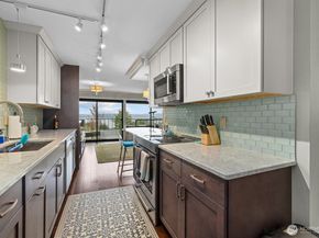 8005 Sand Point Way NE A31, Seattle WA 98115