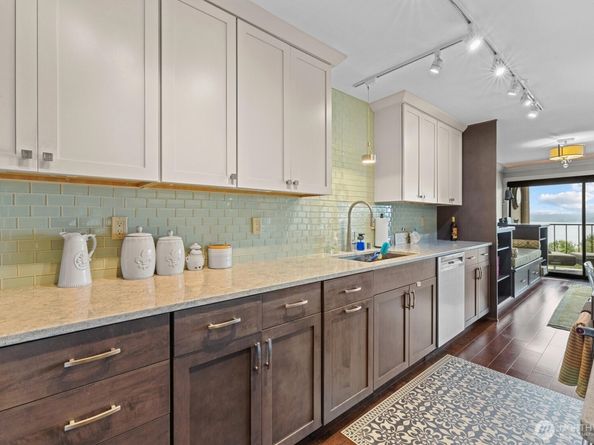 8005 Sand Point Way NE A31, Seattle WA 98115