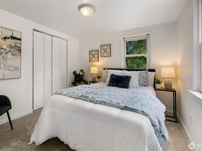 13753 Ashworth Avenue N, Seattle WA 98133