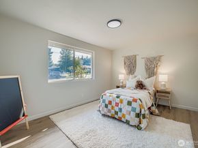 34042 22nd Place SW, Federal Way WA 98023