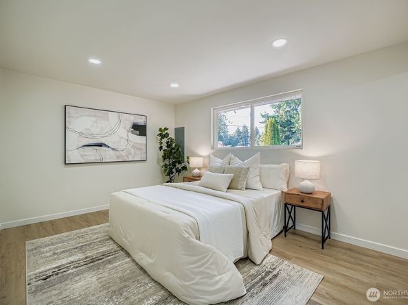 34042 22nd Place SW, Federal Way WA 98023