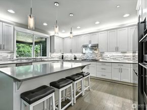 7905 5th Place SE, Lake Stevens WA 98258