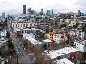 1600 Way E Yeslelr Way E 102, Seattle WA 98122