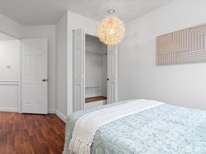 1600 Way E Yeslelr Way E 102, Seattle WA 98122