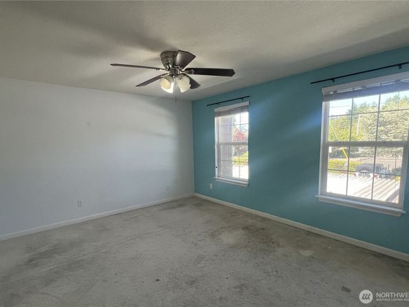 9917 Holly Drive B206, Everett WA 98204