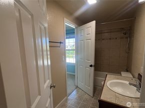9917 Holly Drive B206, Everett WA 98204
