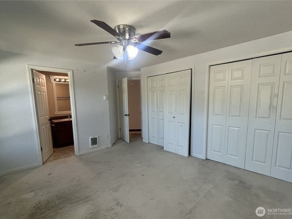 9917 Holly Drive B206, Everett WA 98204