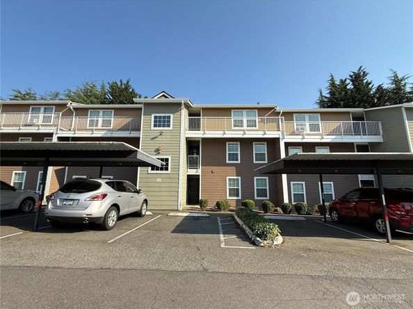 9917 Holly Drive B206, Everett WA 98204