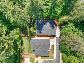1542 213th Court NE, Sammamish WA 98074