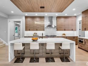1542 213th Court NE, Sammamish WA 98074