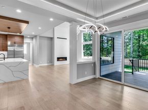 1542 213th Court NE, Sammamish WA 98074