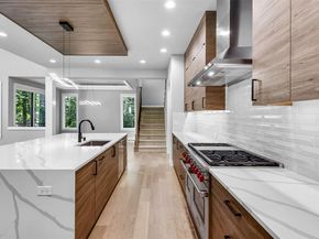 1542 213th Court NE, Sammamish WA 98074