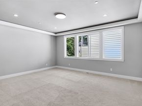 1542 213th Court NE, Sammamish WA 98074