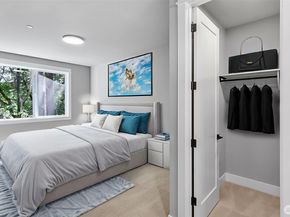 1542 213th Court NE, Sammamish WA 98074