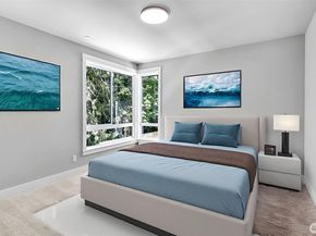 1542 213th Court NE, Sammamish WA 98074