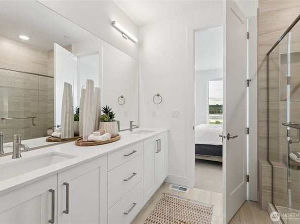 12257 137th Place NE 2903, Redmond WA 98052