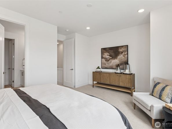 12257 137th Place NE 2903, Redmond WA 98052