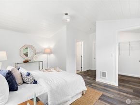 10346 Ashworth Avenue N, Seattle WA 98133