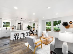 10346 Ashworth Avenue N, Seattle WA 98133
