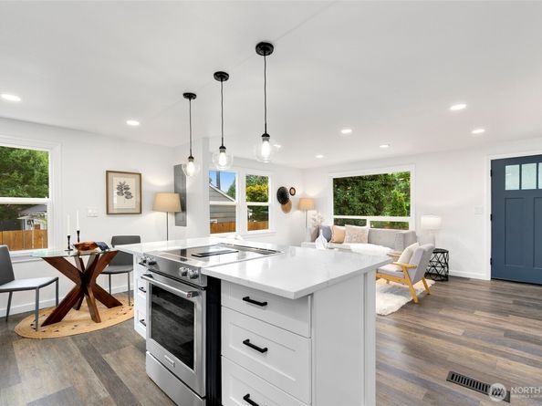 10346 Ashworth Avenue N, Seattle WA 98133