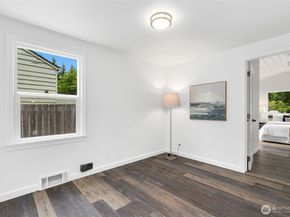 10346 Ashworth Avenue N, Seattle WA 98133