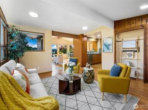 9003 NE Juanita Lane, Kirkland WA 98034