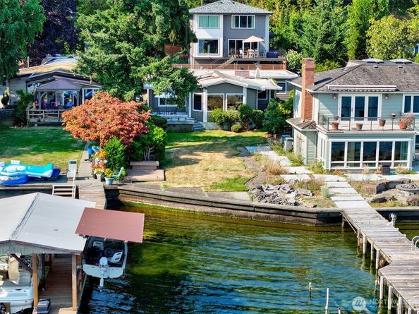 9003 NE Juanita Lane, Kirkland WA 98034