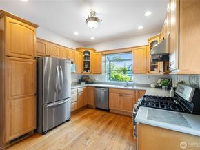 2837 NW 61st Street, Seattle WA 98107